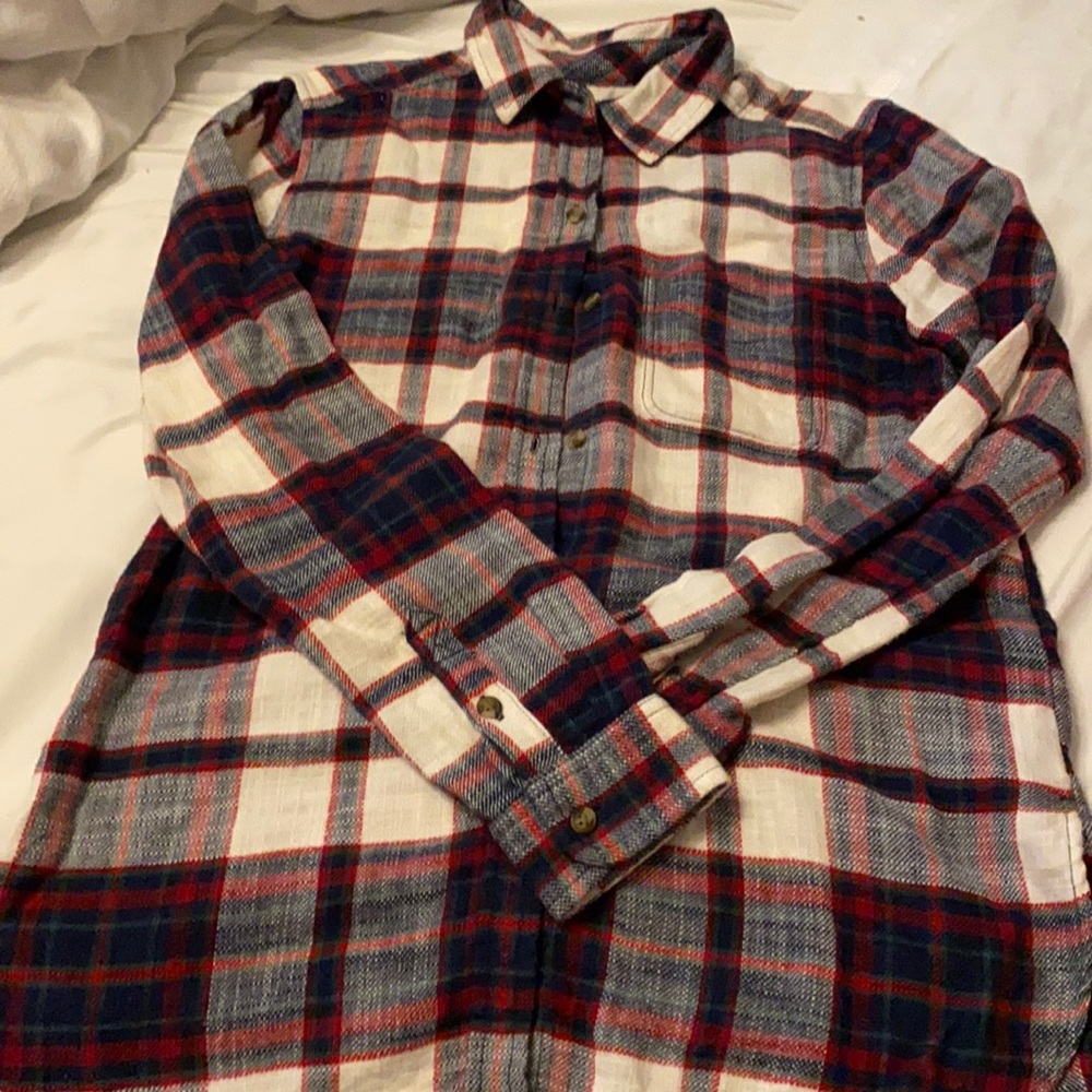 Women’s American Eagle outfitters down bottom shirt size XS